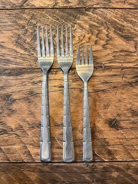 Rogers Stainless Korea CHEER Pattern Forks Stanley Robert’s (3)